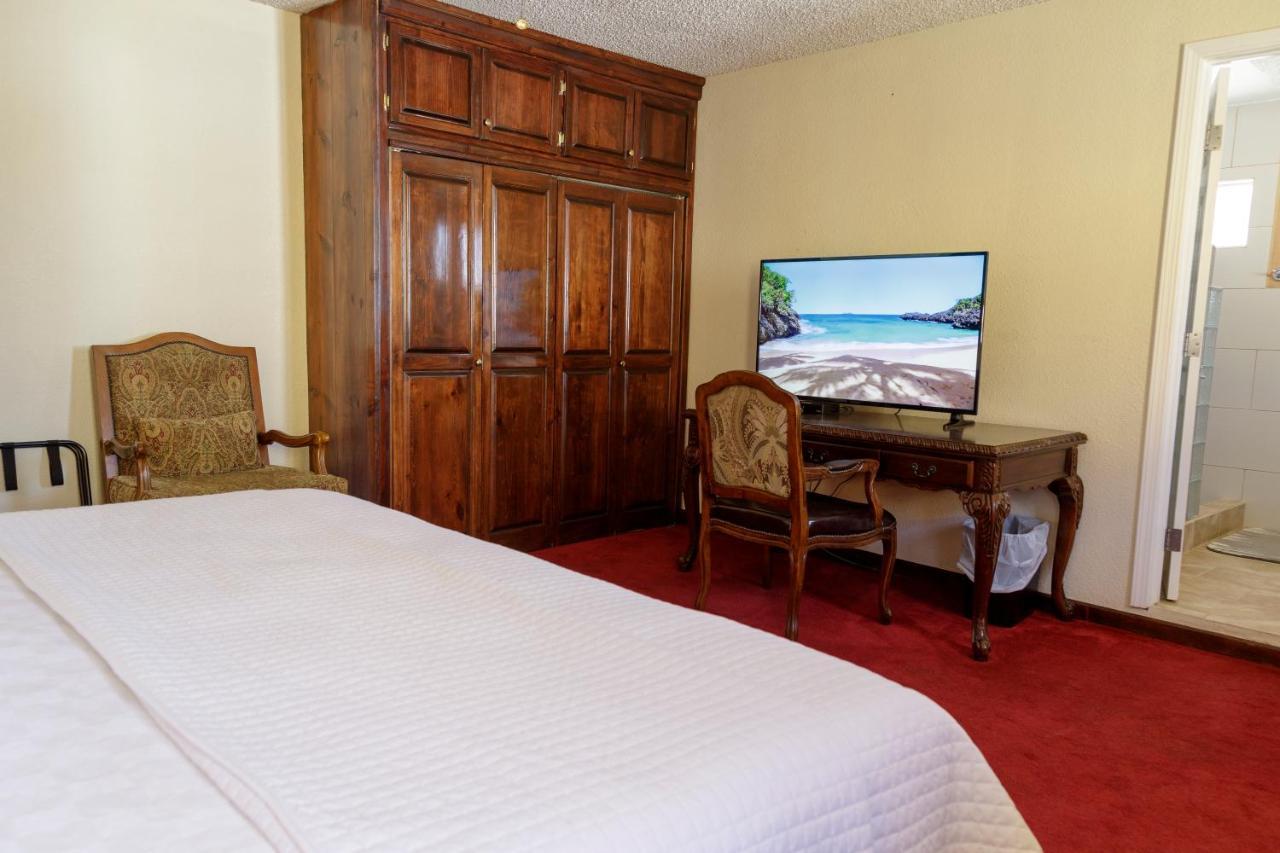 Playa Hermosa Inn At The Beach Ensenada Buitenkant foto